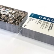 Karten aus 100 % recyceltem PVC: Stehen bei Bedruckung und Druckveredelung dem Standard-PVC in nichts nach.